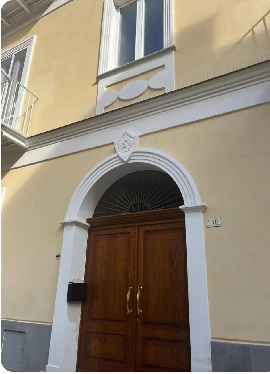 Apartamento Montemare Castellammare di Stabia Habitación foto